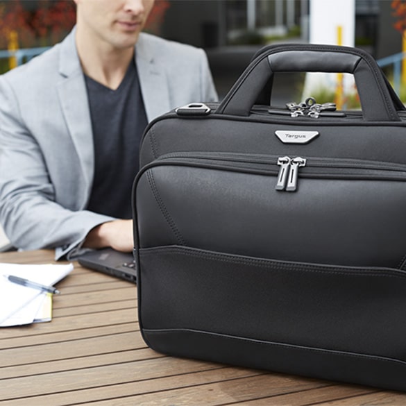 Borse per laptop - Tieni il tuo pc al riparto da graffi e urti con una fantastica borsa per pc!
