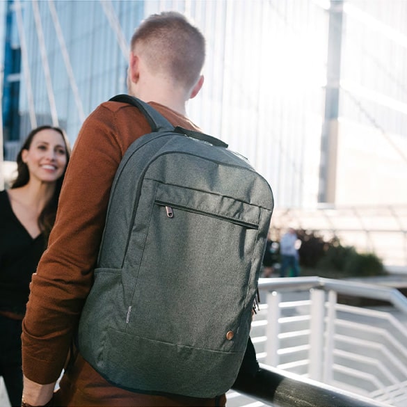Zaini - Il modo più efficace di viaggiare e portare con te i tuoi effetti personali.