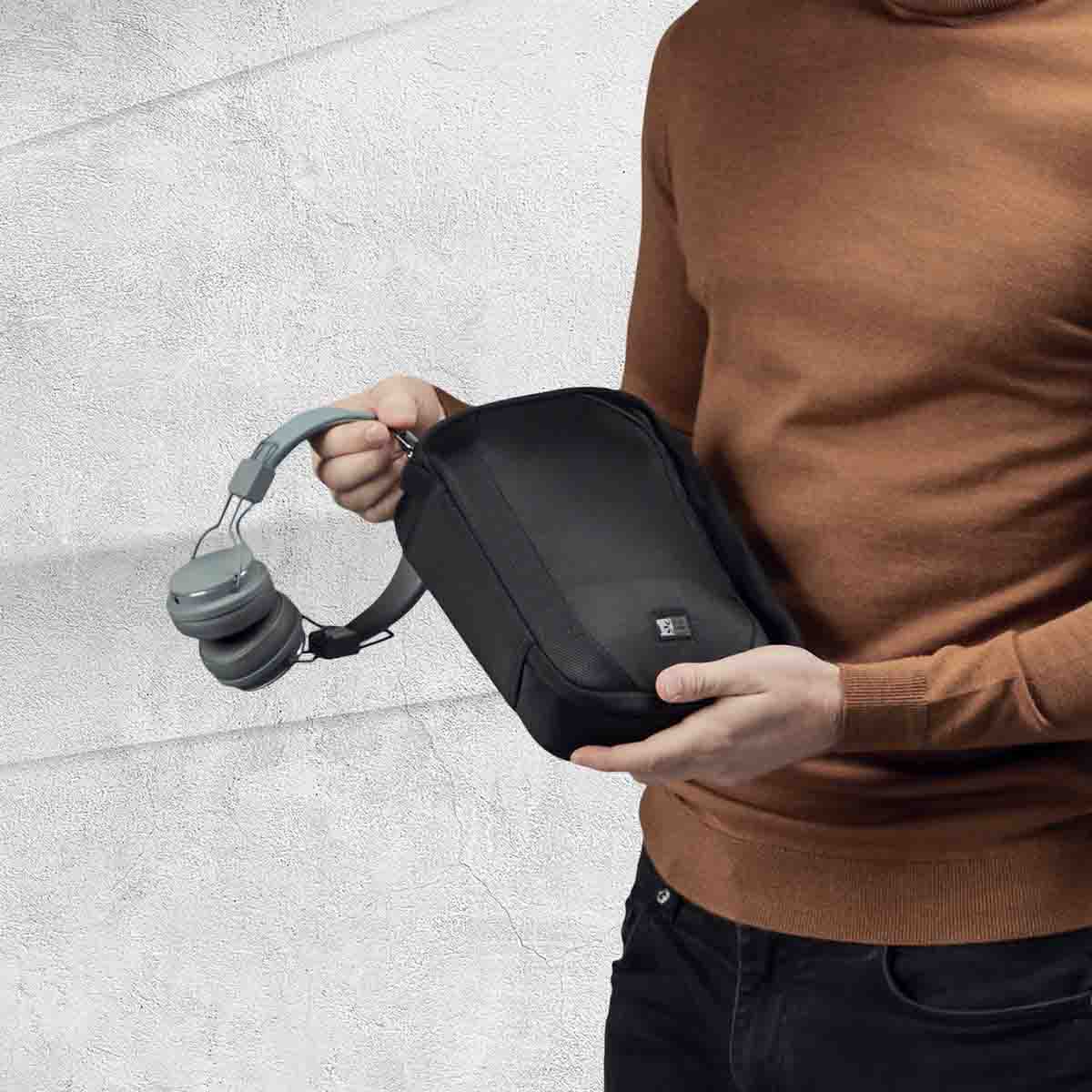 Borse per accessori - Usa questi accessori da borsa per trasportare con te caricabatterie, cavi usb, chiavi, auricolari e cellulare.